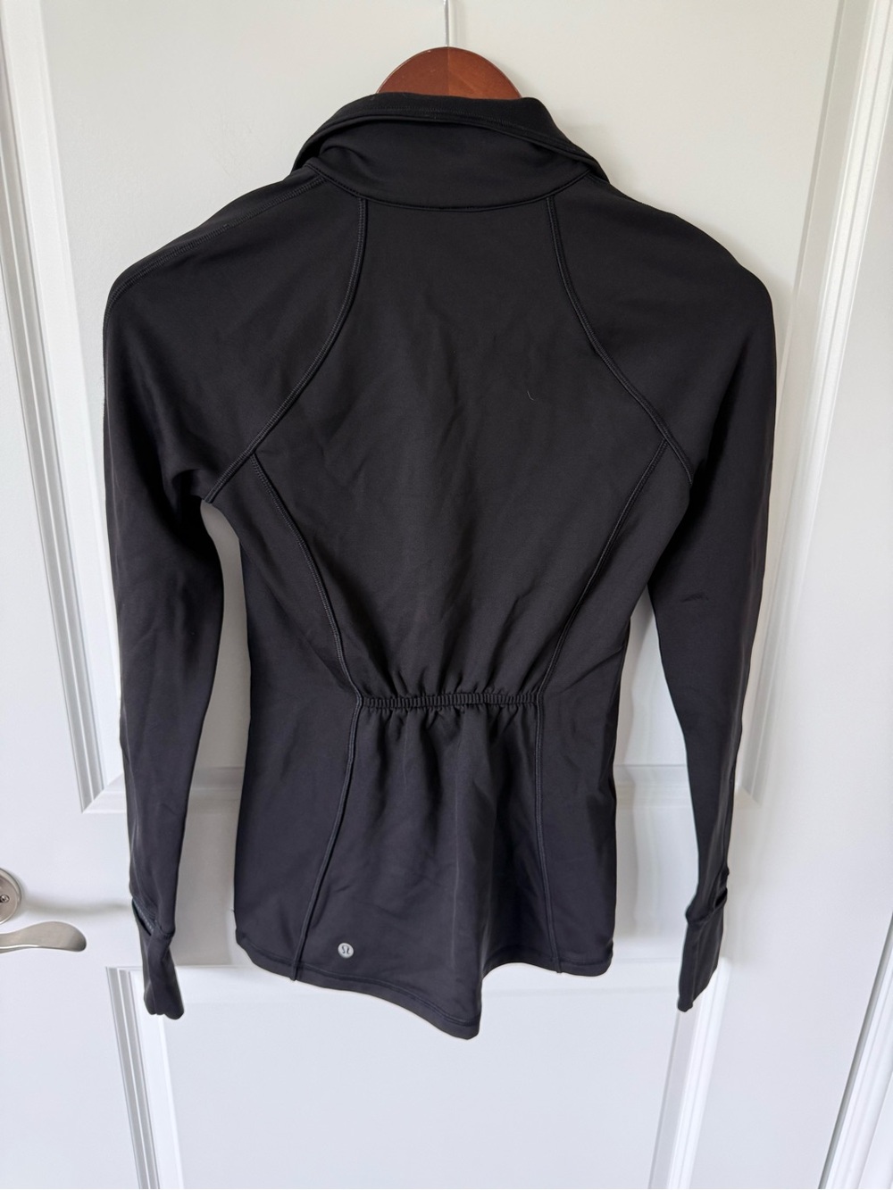 Lululemon First Mile Pullover Size 4